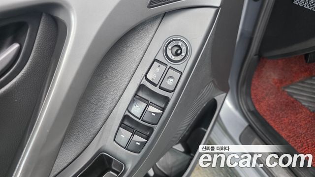Hyundai AVANTE 2015 — photo 12