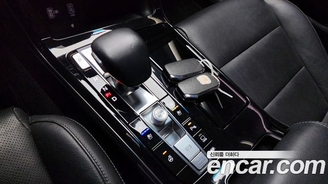 Kia K7 2020 — photo 9