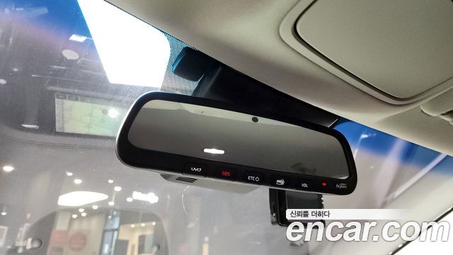Kia K7 2020 — photo 13