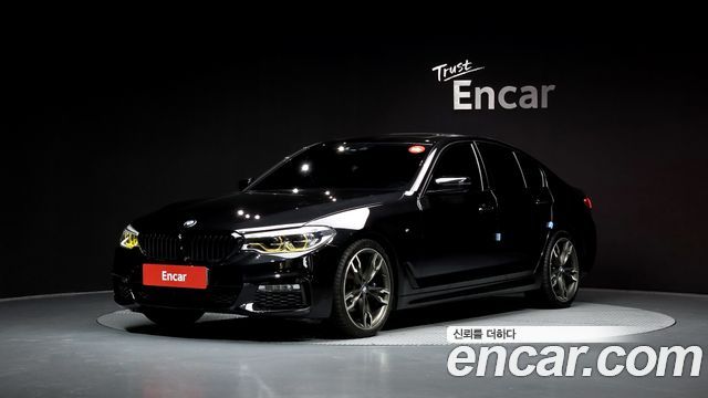 BMW 5-Series 2017 — photo 1