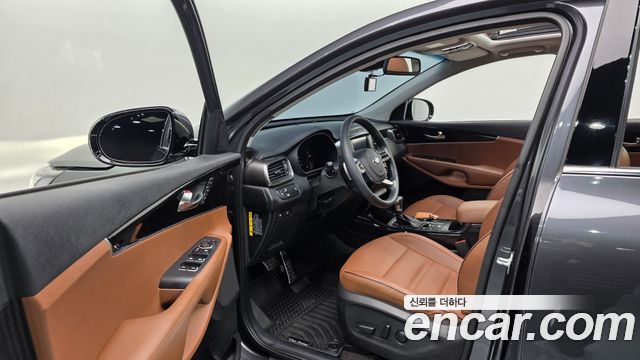 Kia Sorento 2018 — photo 11