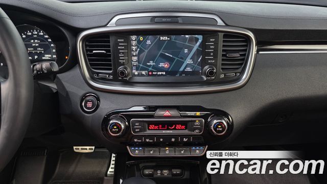 Kia Sorento 2018 — photo 15