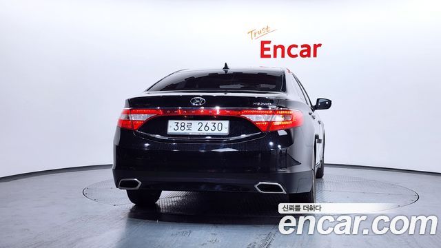 Hyundai Grandeur 2015 — photo 4