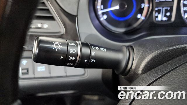 Hyundai Grandeur 2015 — photo 17