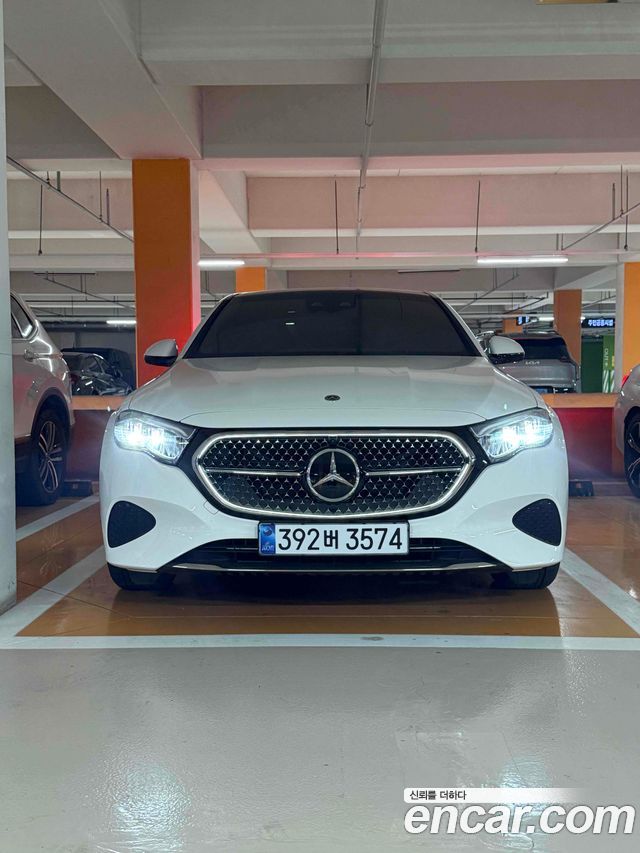 Mercedes-Benz E-Class 2026 — photo 2