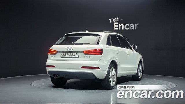 Audi Q3 2015 — photo 3