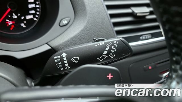 Audi Q3 2015 — photo 17