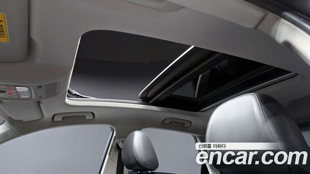 Audi Q3 2015 — photo 19