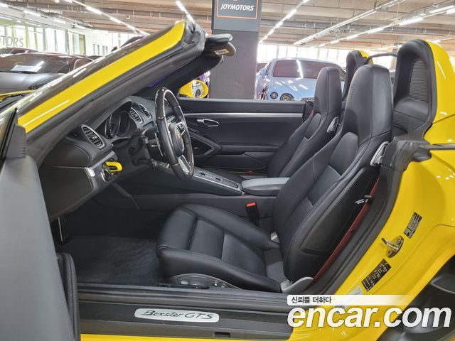 Porsche 718 2022 — photo 10