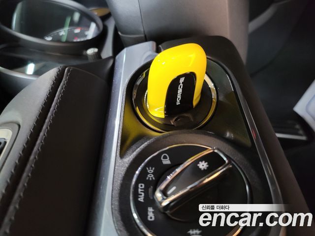 Porsche 718 2022 — photo 16