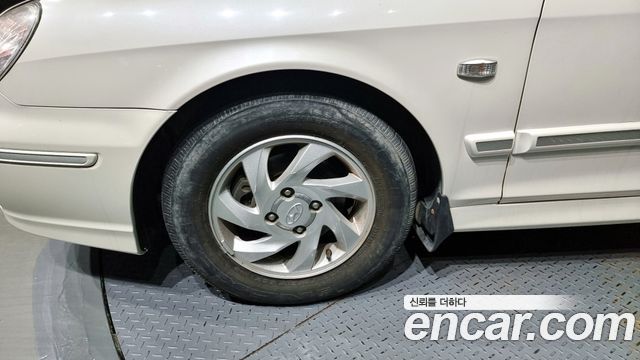 Hyundai Sonata 2004 — photo 5