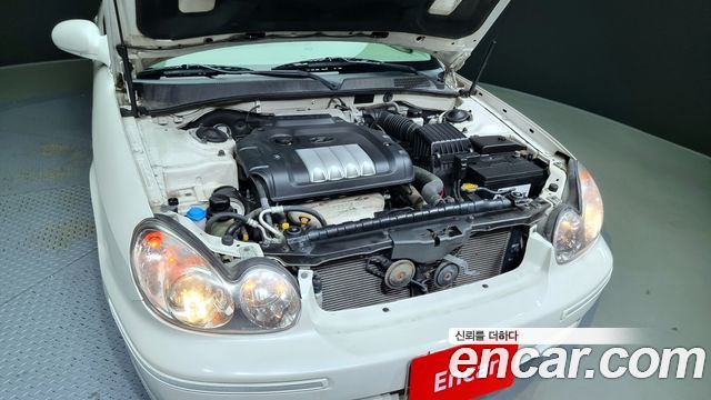 Hyundai Sonata 2004 — photo 6