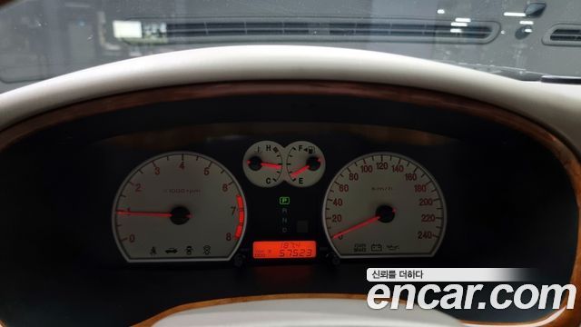 Hyundai Sonata 2004 — photo 8