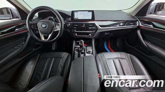 BMW 5-Series 2018 — photo 7