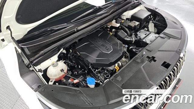 Kia Canival 2021 — photo 6