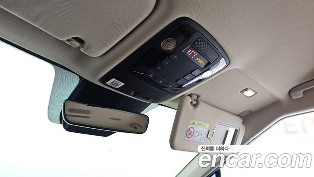 Kia Canival 2021 — photo 15