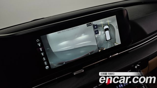 Kia Canival 2021 — photo 16