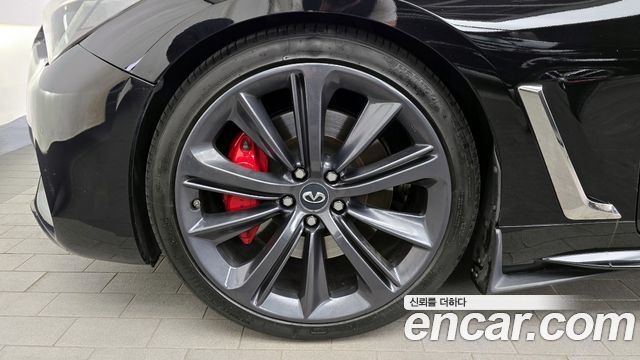 Infiniti Q60 2018 — photo 5