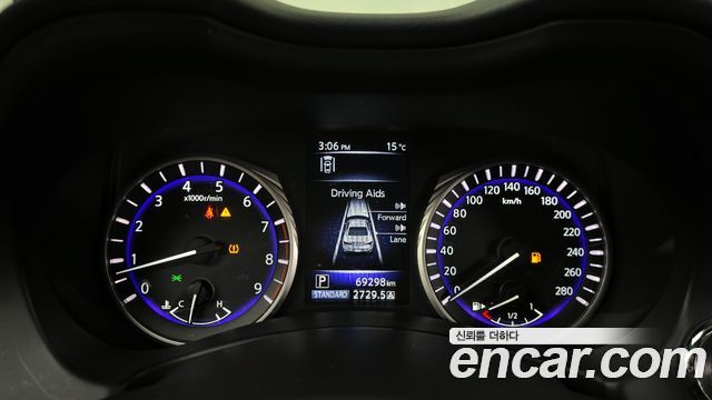 Infiniti Q60 2018 — photo 8