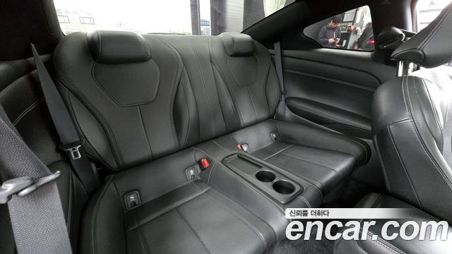 Infiniti Q60 2018 — photo 12