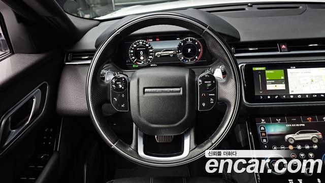 Land Rover Range Rover Velar 2019 — photo 12