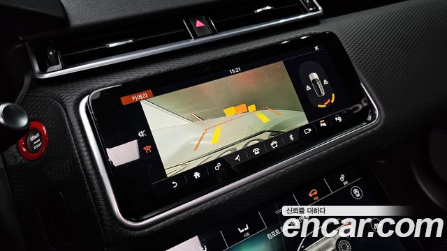 Land Rover Range Rover Velar 2019 — photo 14