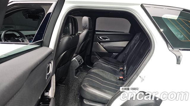 Land Rover Range Rover Velar 2019 — photo 15