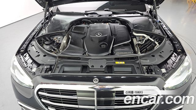 Mercedes-Benz S-Class 2021 — photo 6