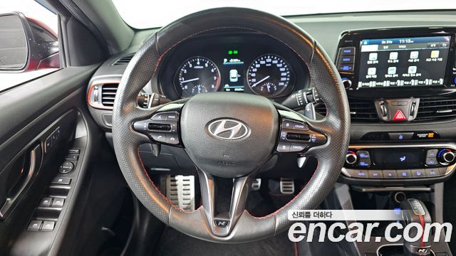 Hyundai i30 2020 — photo 13
