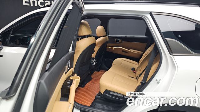 Kia Sorento 2023 — photo 13