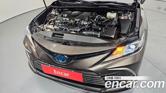 Toyota Camry 2022 — photo 6