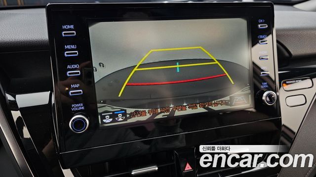 Toyota Camry 2022 — photo 15