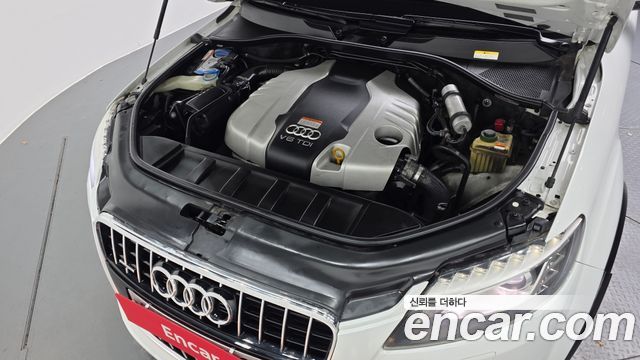 Audi Q7 2015 — photo 6