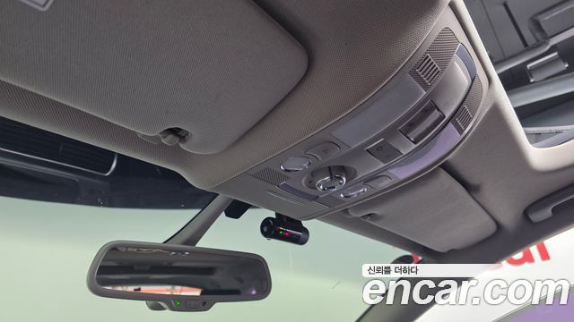 Audi Q7 2015 — photo 16