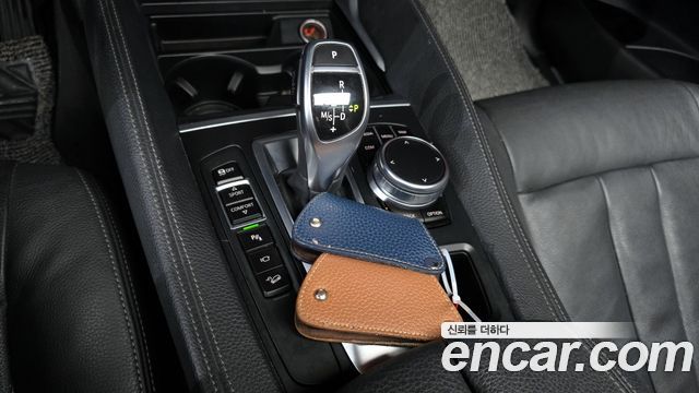 BMW X6 2018 — photo 9