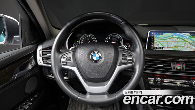 BMW X6 2018 — photo 13