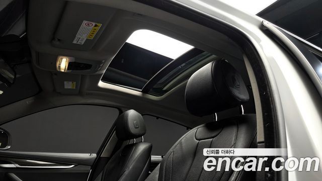 BMW X6 2018 — photo 16