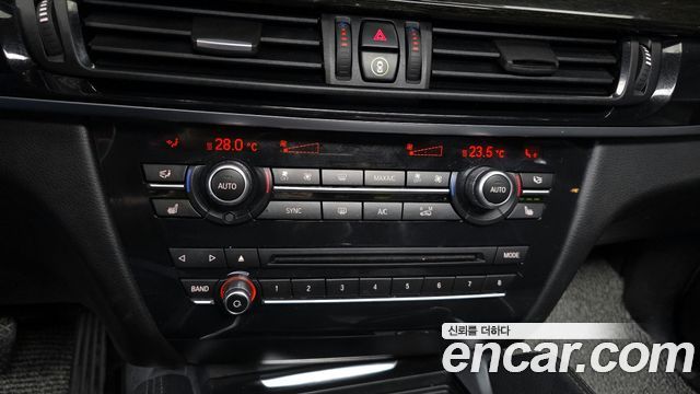 BMW X6 2018 — photo 19