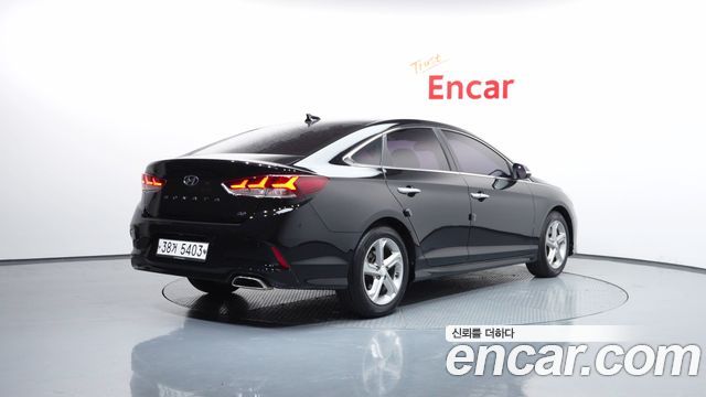 Hyundai Sonata 2018 — photo 2