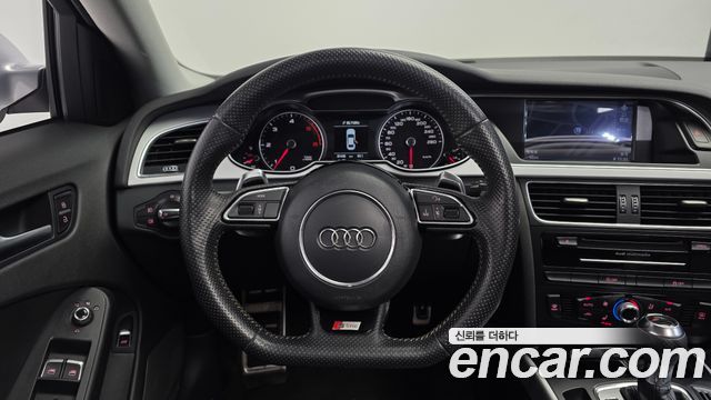 Audi A4 2015 — photo 13