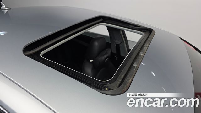 Audi A4 2015 — photo 19