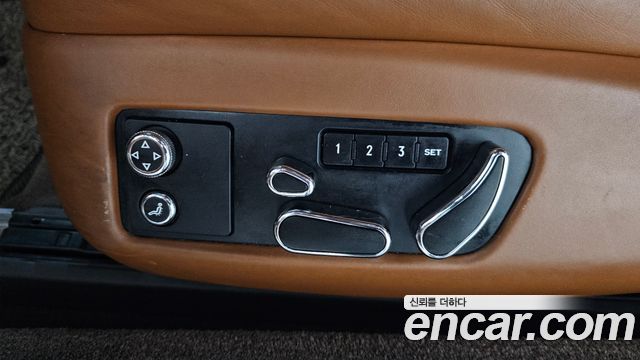 Bentley Continental 2015 — photo 13