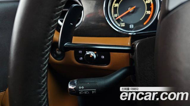 Bentley Continental 2015 — photo 15