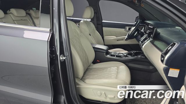 Kia Sorento 2021 — photo 16