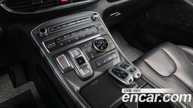 Hyundai Santafe 2021 — photo 12