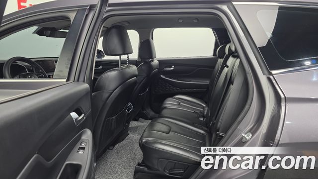Hyundai Santafe 2021 — photo 18