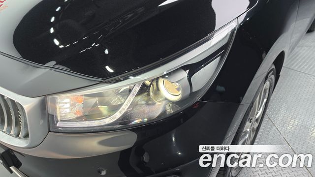 Kia Canival 2015 — photo 8