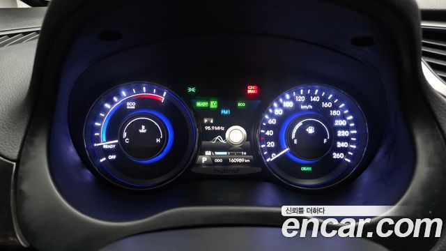 Hyundai Grandeur 2015 — photo 11