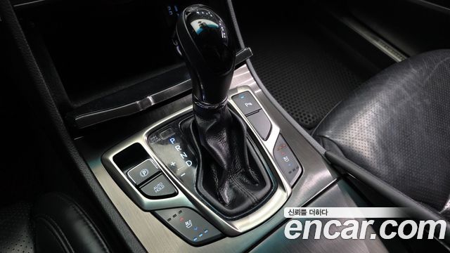 Hyundai Grandeur 2015 — photo 12
