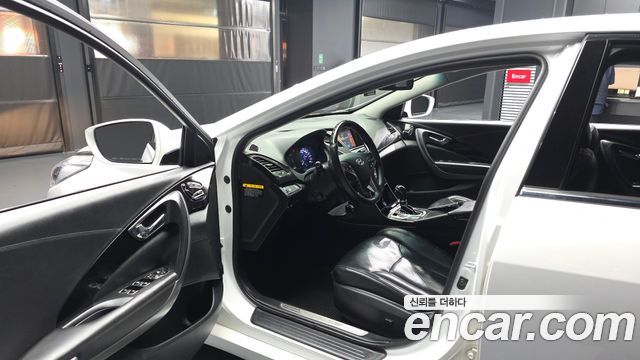 Hyundai Grandeur 2015 — photo 13